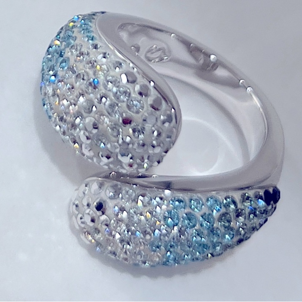 swarovski ring size = 55 = 7  blue
white and black crystals